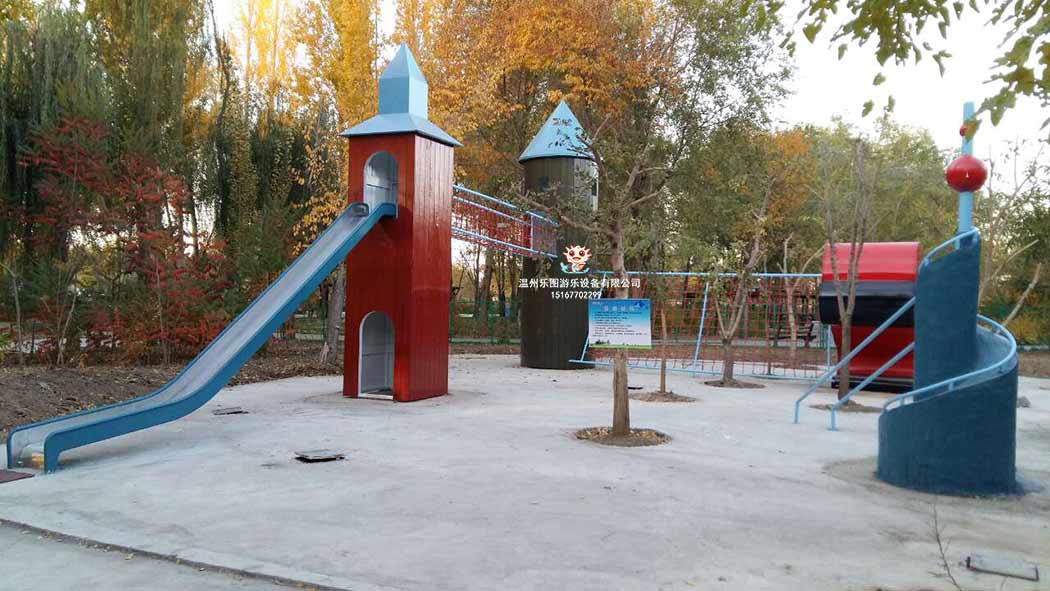 景區(qū)游樂設(shè)備滑梯-1