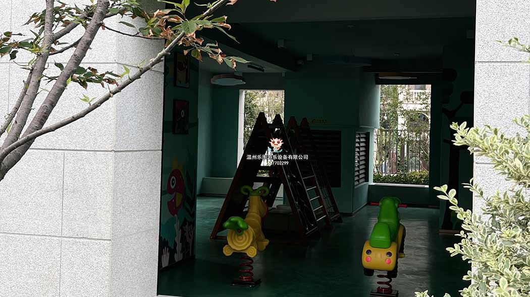 社區(qū)游樂設(shè)備