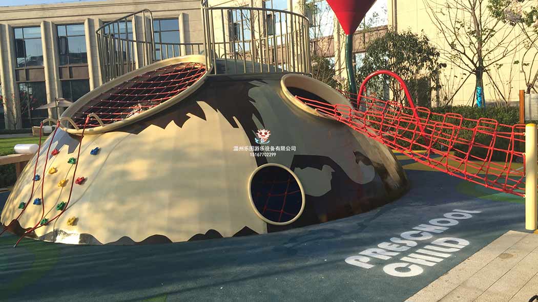 戶外非標(biāo)游樂(lè)設(shè)備-1