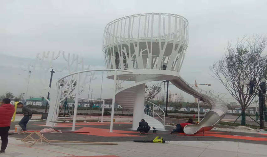 如何正確選擇不銹鋼滑梯？