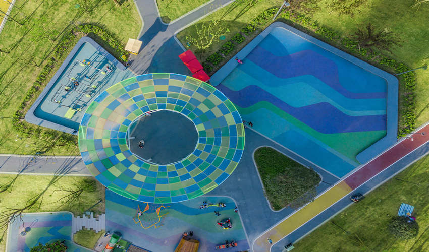 戶外廣場(chǎng)無動(dòng)力設(shè)備多少錢呢？