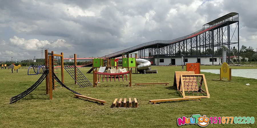 七彩滑道：如何經營才能實現(xiàn)盈利