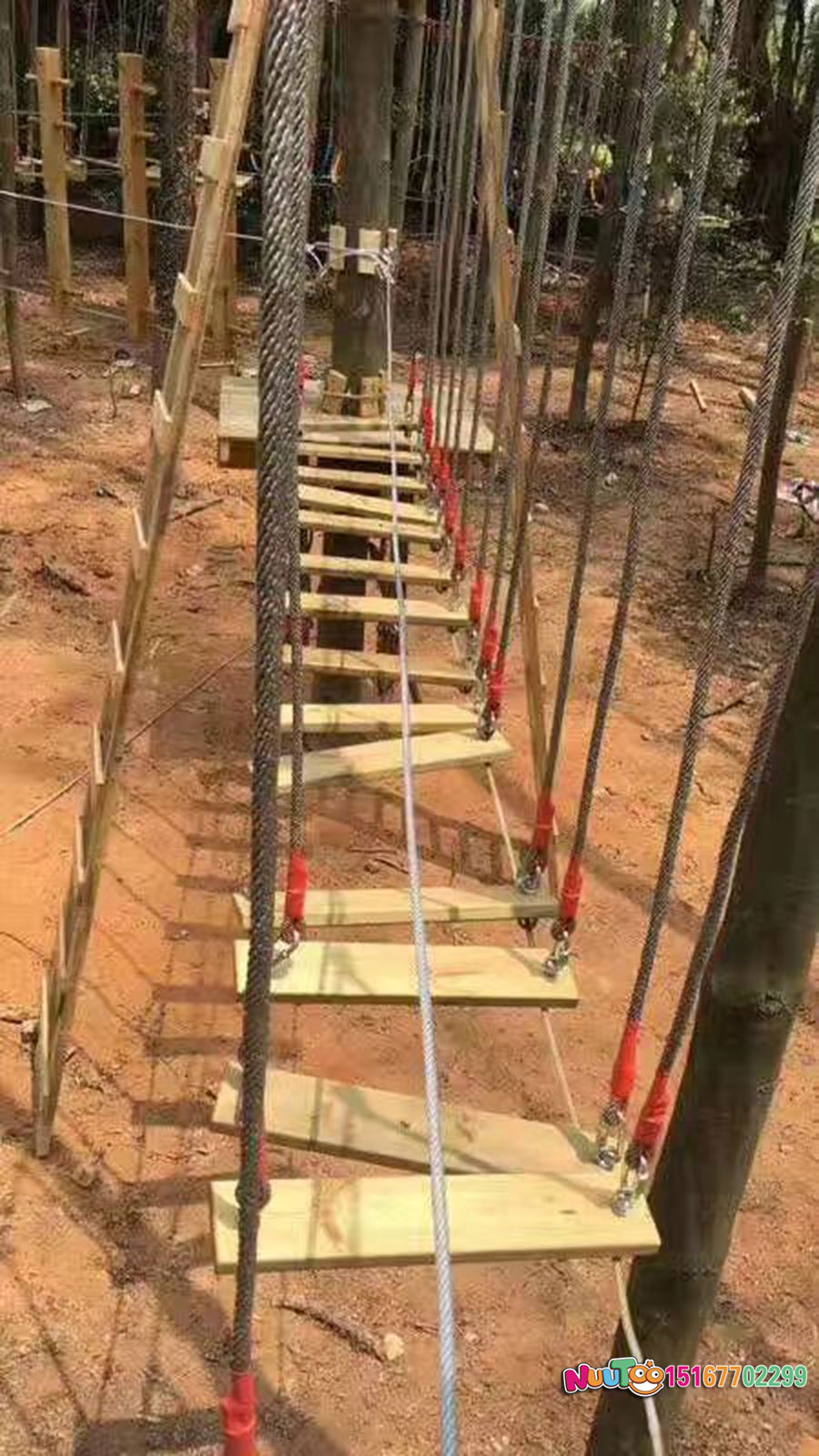 戶外游樂設施繩網攀爬有哪些重要的作用？有很多好處