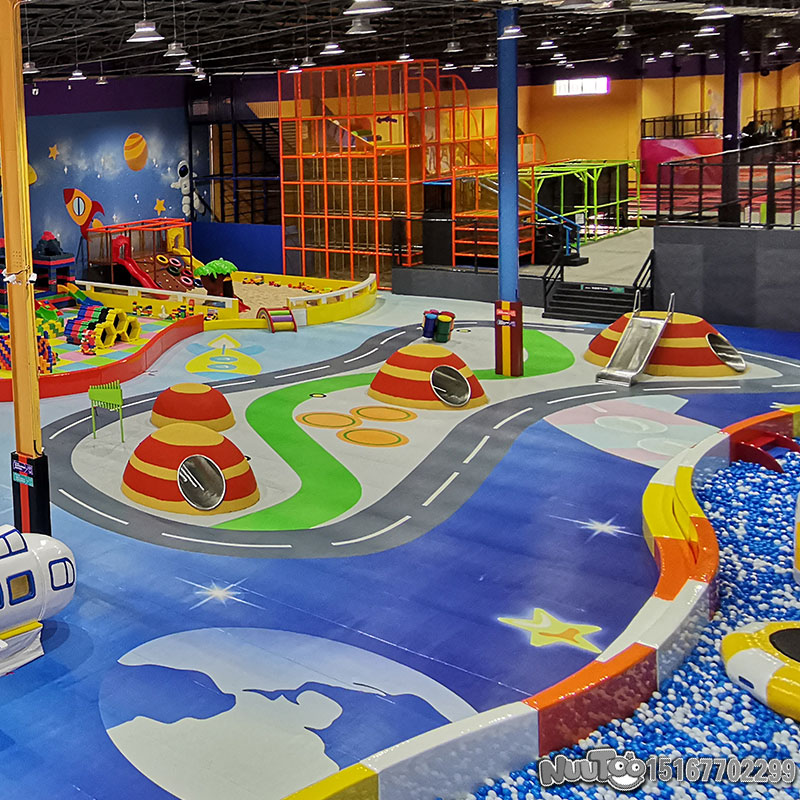 組合滑梯參數(shù)，讓專業(yè)伴隨著整個娛樂過程