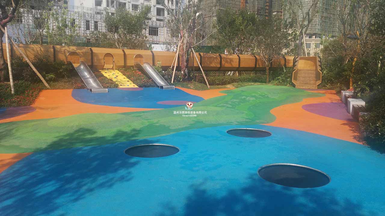公園戶外無(wú)動(dòng)力游樂(lè)設(shè)備案例在溫州三江立體城落成了！