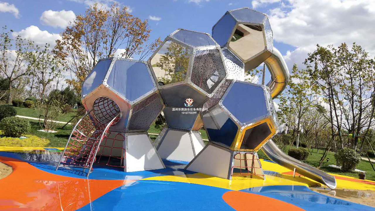 蜂窩迷宮組合戶外非標(biāo)游樂設(shè)備在河北唐山有哪些案例？
